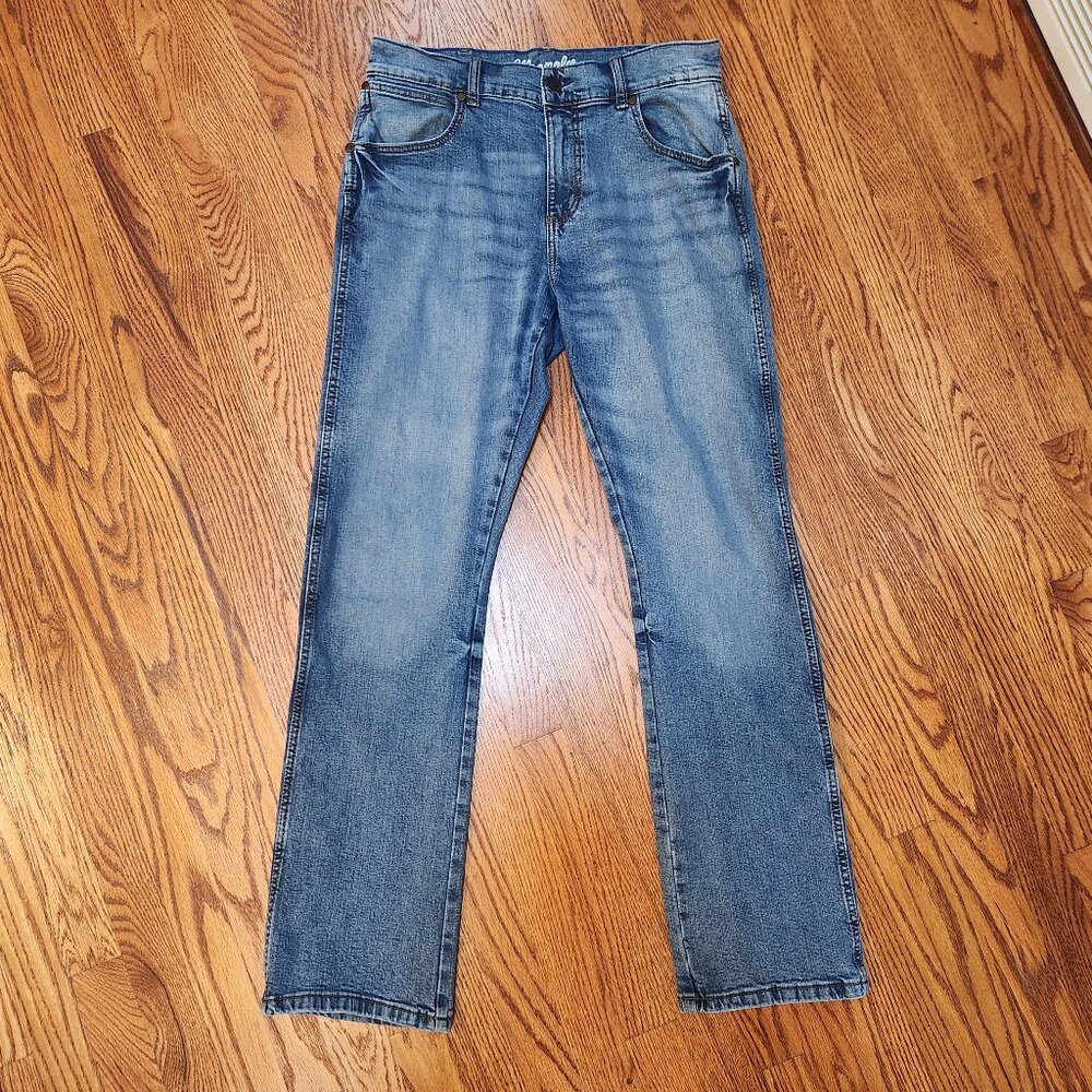 Wrangler Men's Retro Slim Boot Cut Jeans, 31x32 - Picture 2 of 6